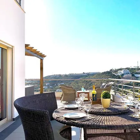L Amazing Terrasse With Jacuzzi Encosta Da Orada Appartement *