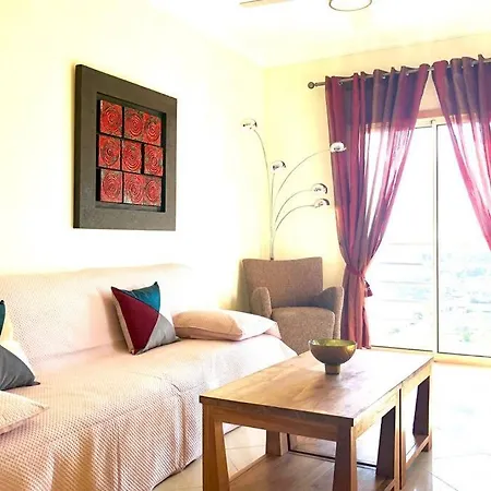 L Amazing Terrasse With Jacuzzi Encosta Da Orada Appartement *