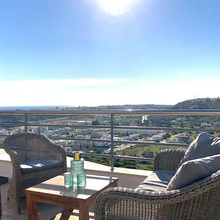 Apartmán L Amazing Terrasse With Jacuzzi Encosta Da Orada