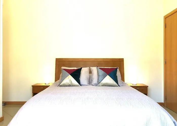 Lägenhet L Amazing Terrasse With Jacuzzi Encosta Da Orada